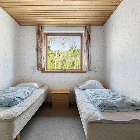 2715-nexo-munkegardsskoven-32 Neksø